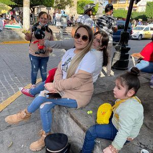 Meet your Posher, Azucena